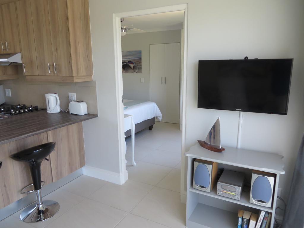 Sunbird Cottage Noordhoek Exterior photo